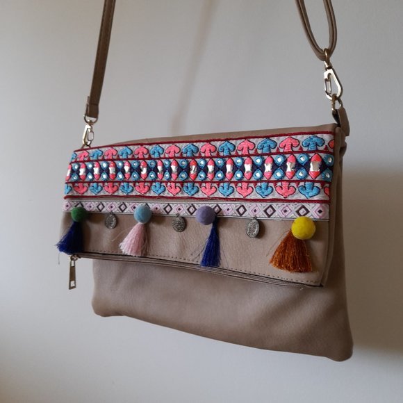 Nude Multicoloured Embellished Tassel Boho Festival Crossbody Shoulder Bag - Picture 3 of 6